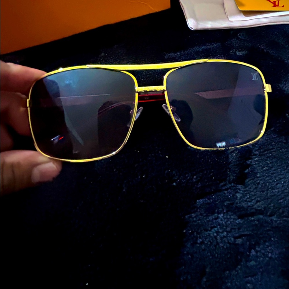 Louis Vuitton Gold Aviator Attitude Sunglasses